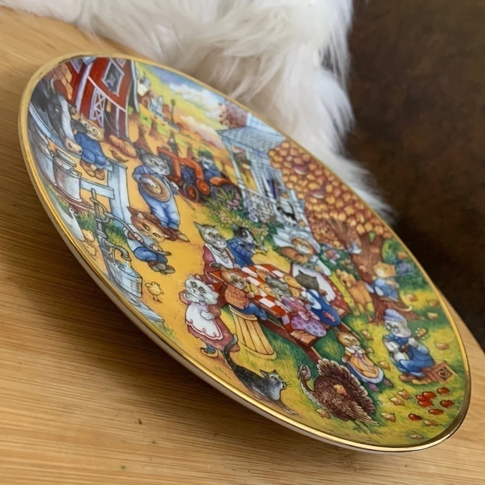 Franklin Mint | A Purrfect Feast Limited Edition Porcelain LD4724 24k Trim Plate
